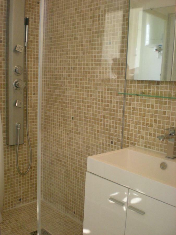 グレウー・レ・バン2 Chemin Neuf Balconアパートメント エクステリア 写真